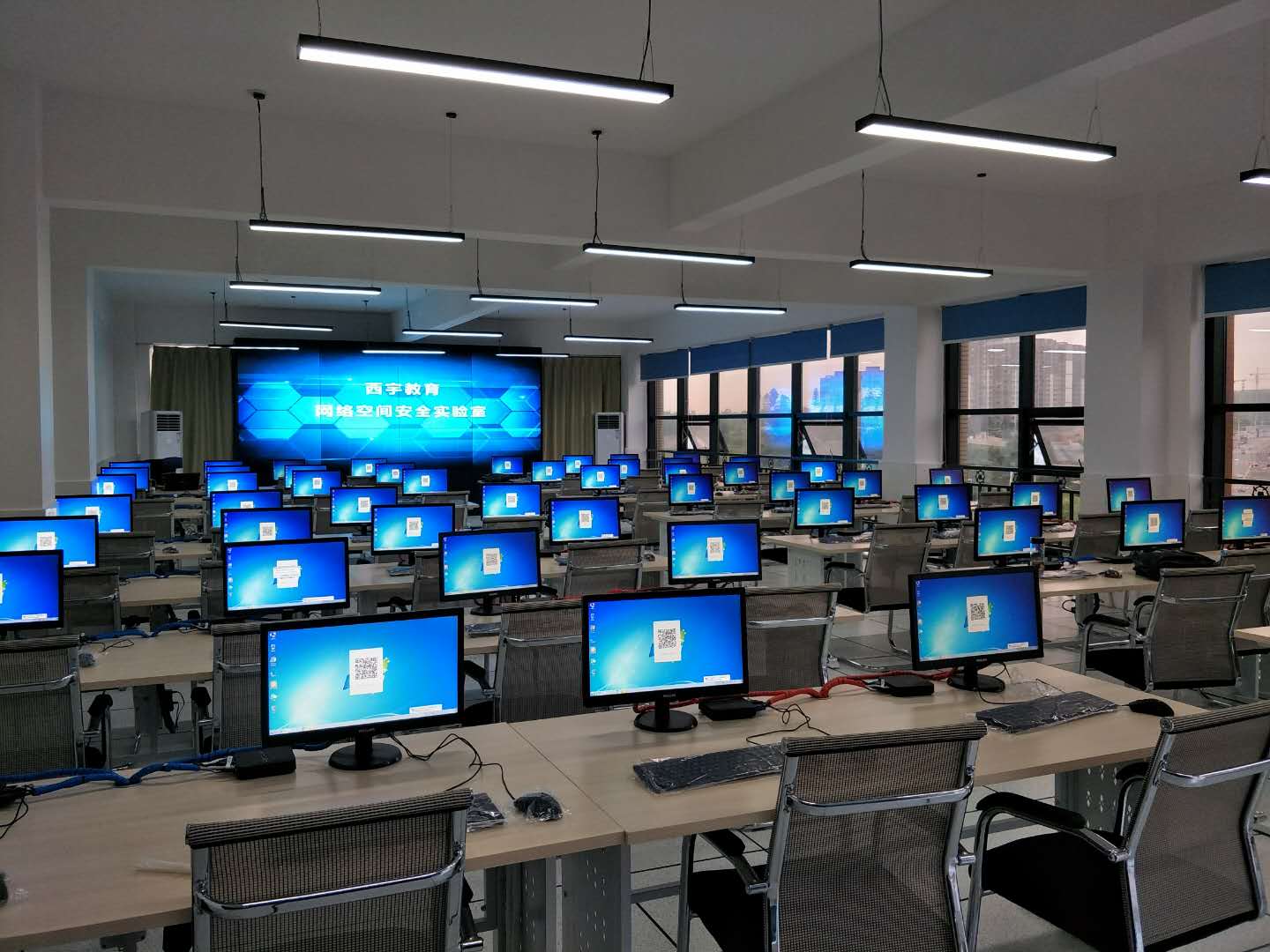 学校